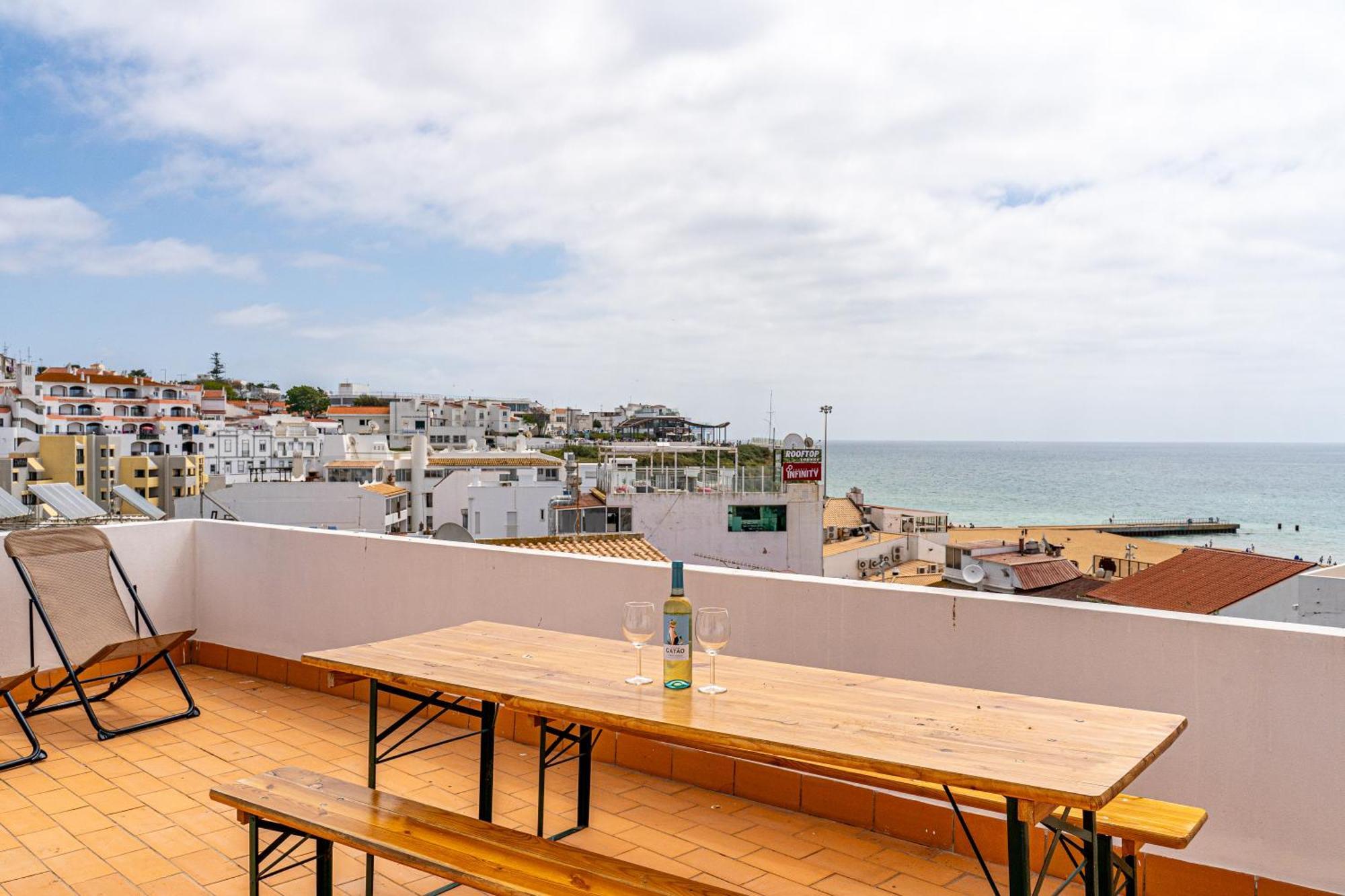 Sandy Bottoms Hostel Albufeira Exterior foto